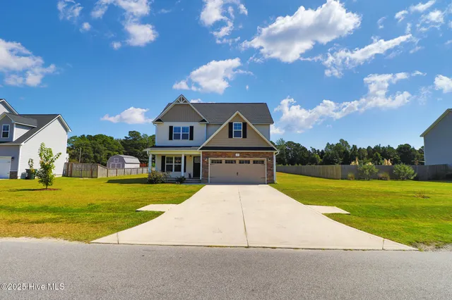 $435,000 | 107 Peletier Shores Drive, Peletier, NC 28584