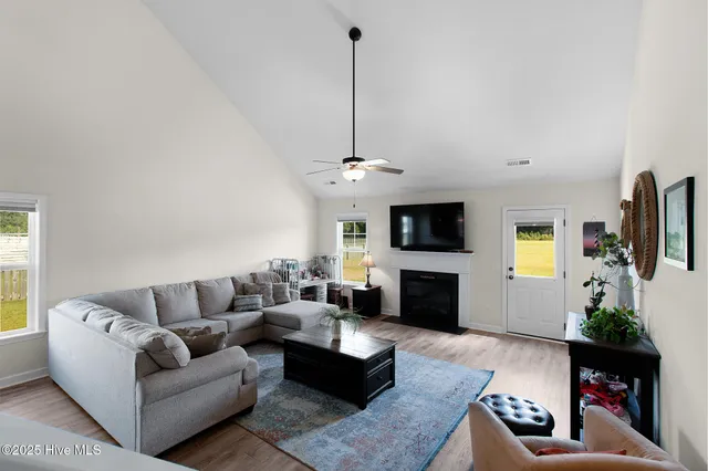 $435,000 | 107 Peletier Shores Drive, Peletier, NC 28584