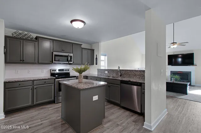 $435,000 | 107 Peletier Shores Drive, Peletier, NC 28584