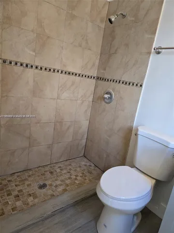 $1,915 | Biscayne Shores, Miami, FL 33161