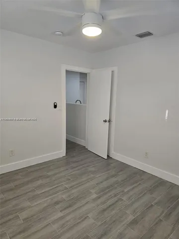 $1,915 | Biscayne Shores, Miami, FL 33161