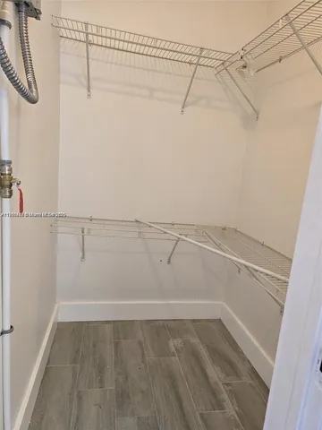 $1,915 | Biscayne Shores, Miami, FL 33161