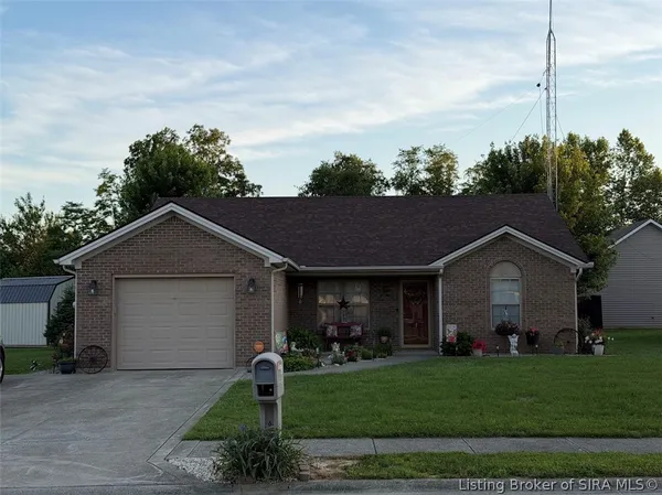 $235,000 | 115 Stoner Way, New Washington, IN 47162