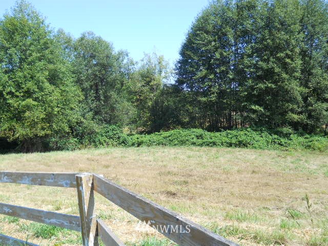 3928 South Bay Road Northeast Olympia, WA 98516 - Photo 8 of 24 Gallery Image 8