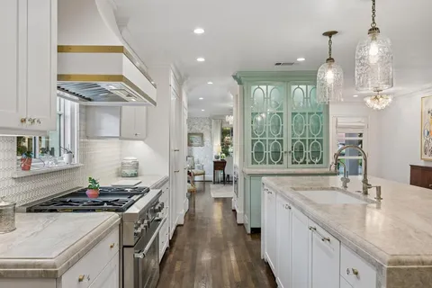 $1,775,000 | 8111 Chadbourne Road, Dallas, TX 75209
