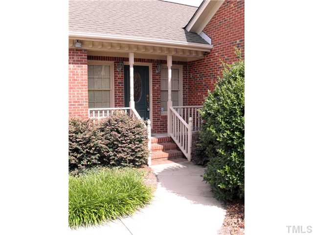 213 McLamb Road Coats, NC 27521 - Photo 3 of 18 Gallery Image 3