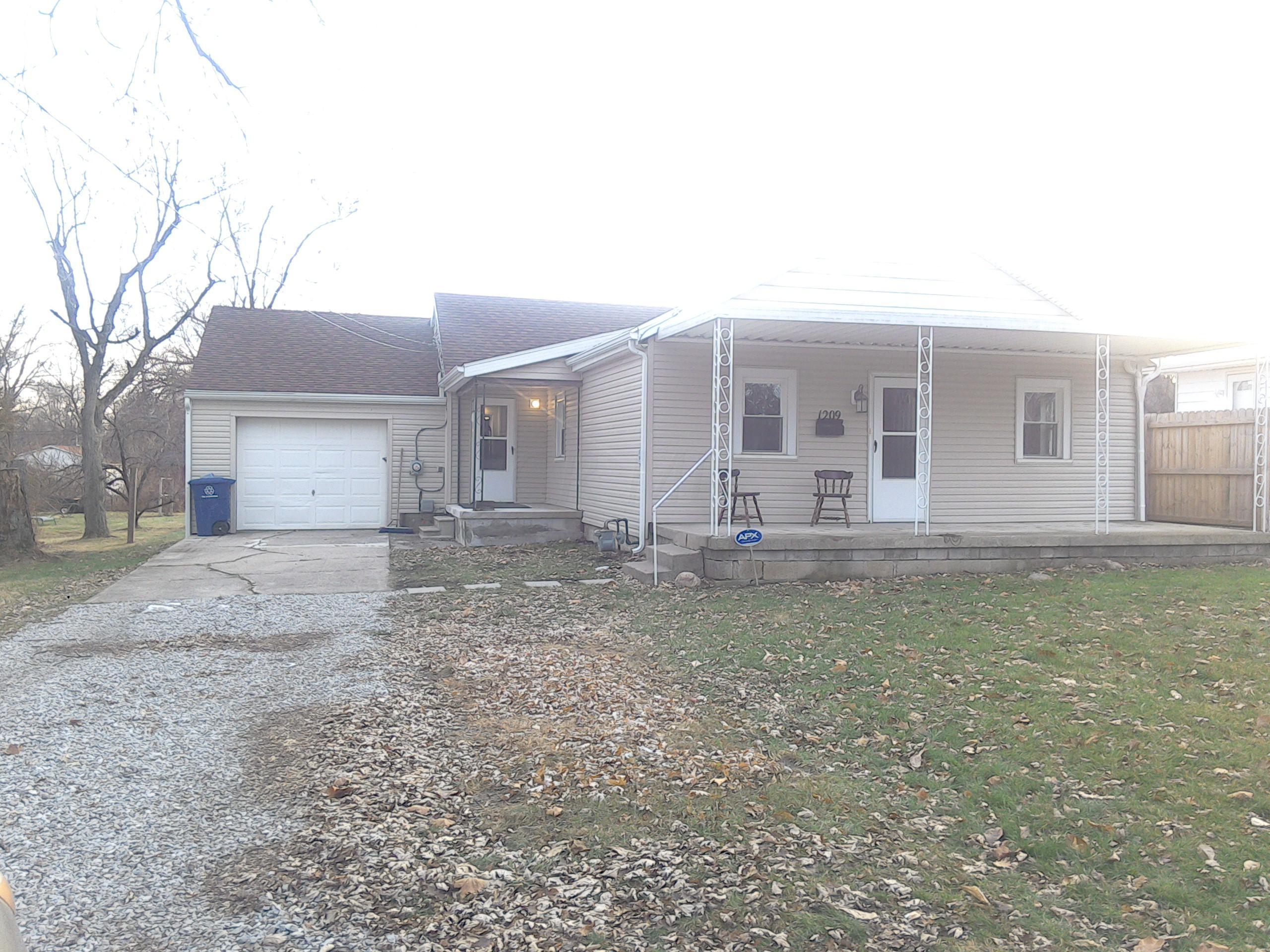 1209 Evergreen Road Columbus, OH 43207 - Photo 1 of 14 Gallery Image 1