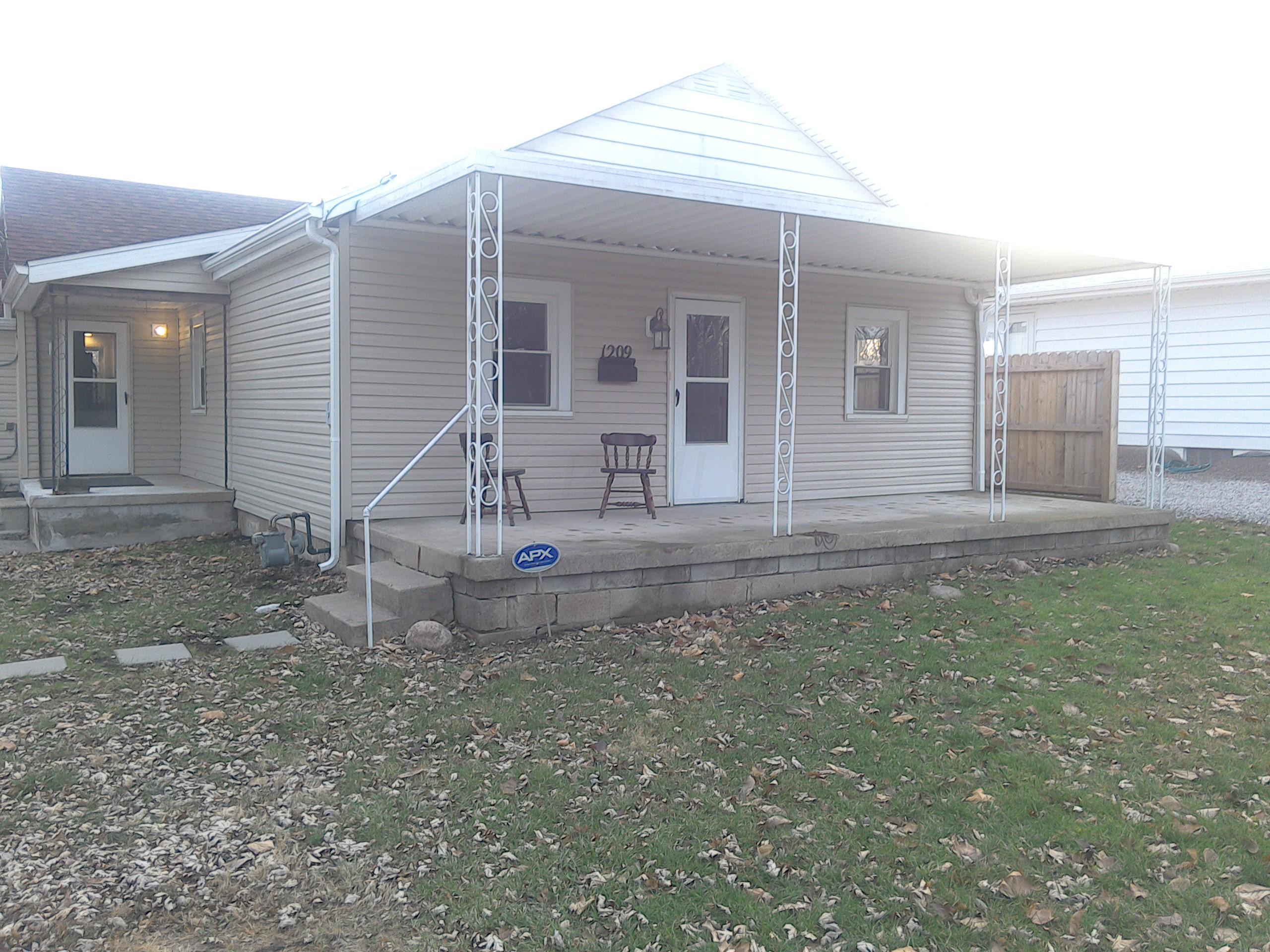 1209 Evergreen Road Columbus, OH 43207 - Photo 3 of 14 Gallery Image 3