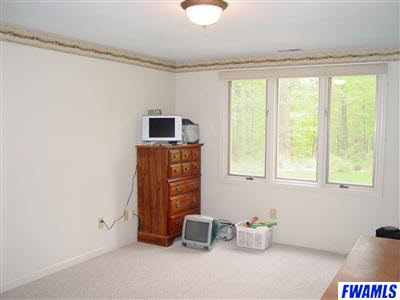 2320 Springmill Road Fort Wayne, IN 46845 - Photo 8 of 11
