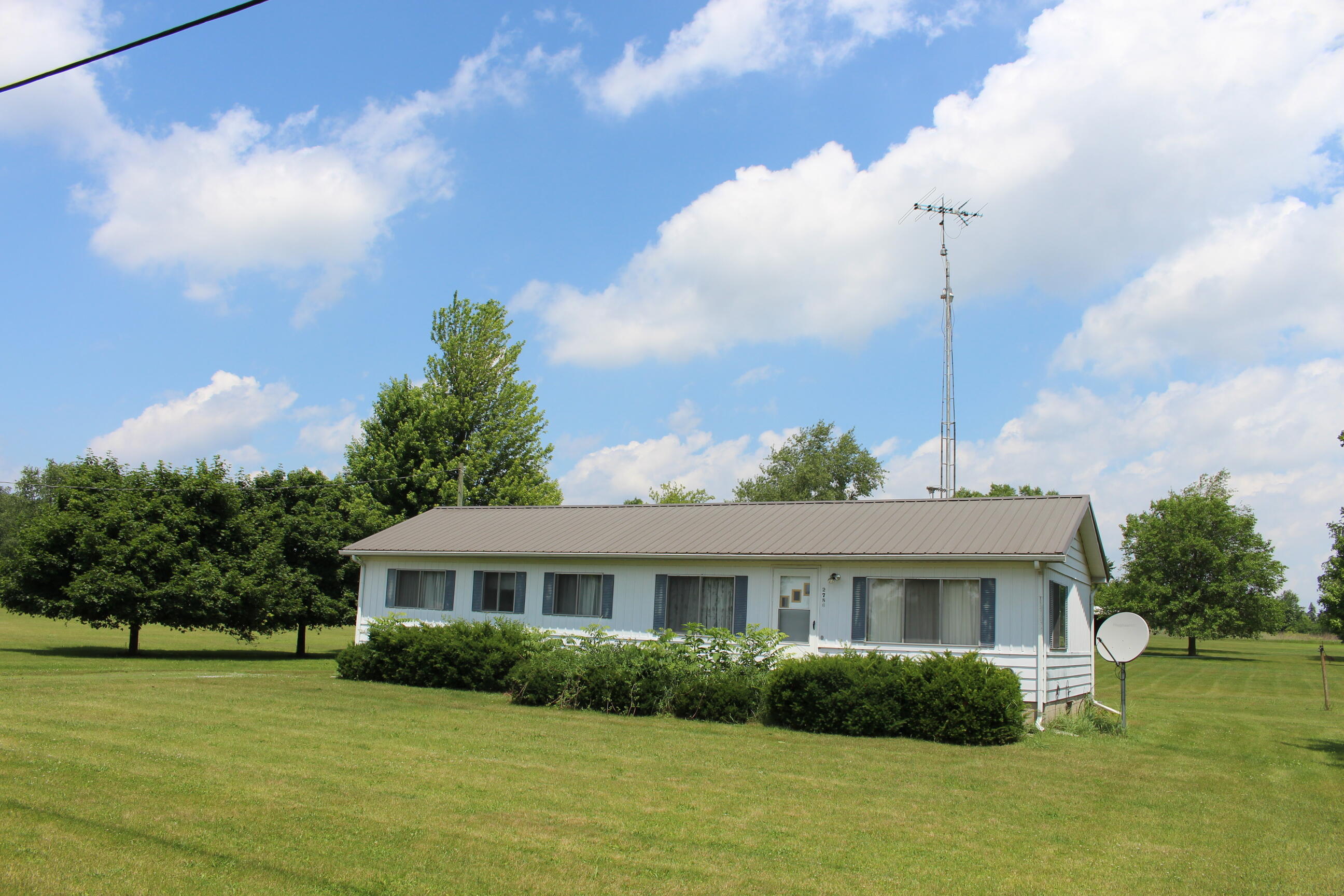 2786 Dinius Road Tecumseh, MI 49286 - Photo 1 of 49 IMG_0856