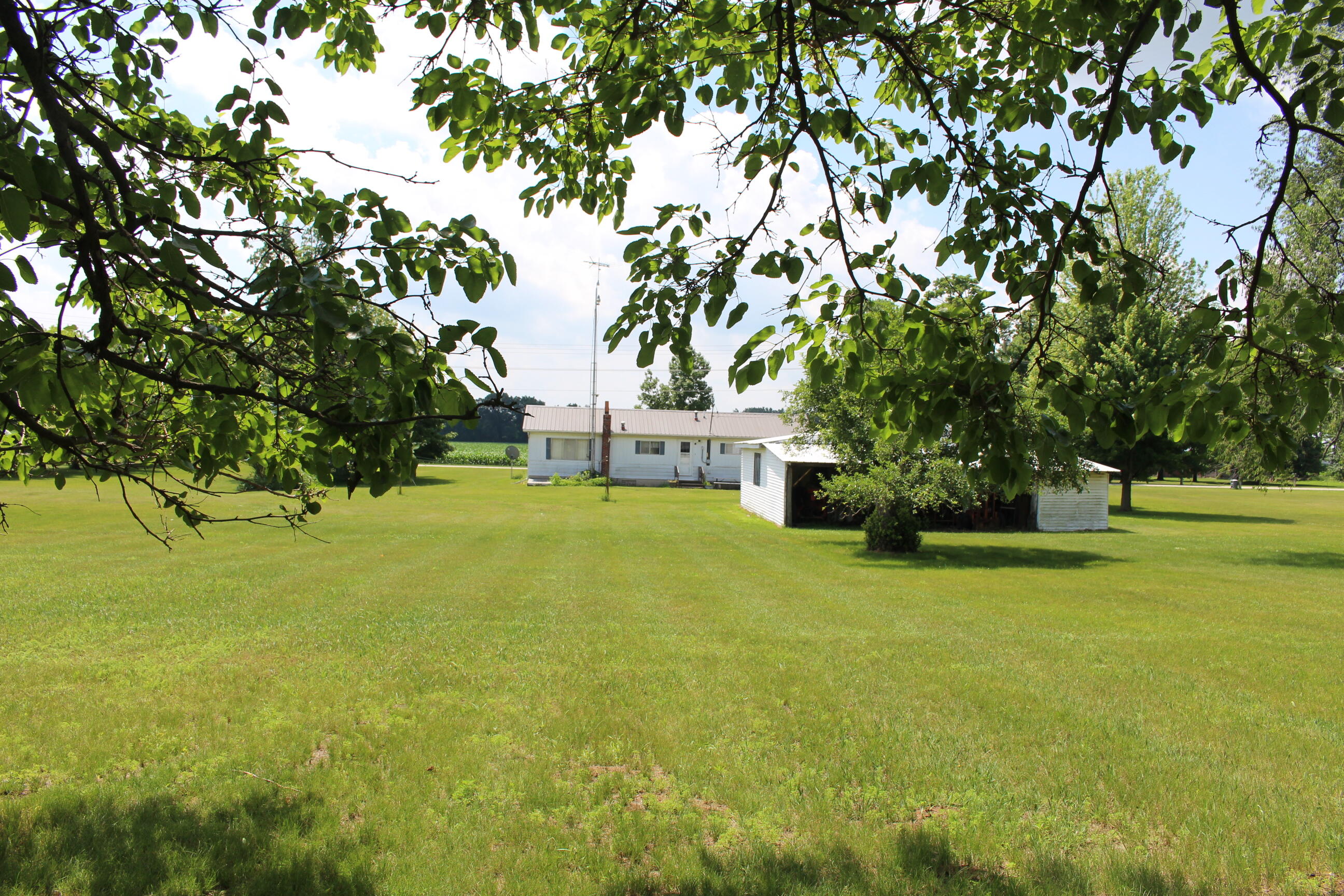 2786 Dinius Road Tecumseh, MI 49286 - Photo 12 of 49 IMG_0867
