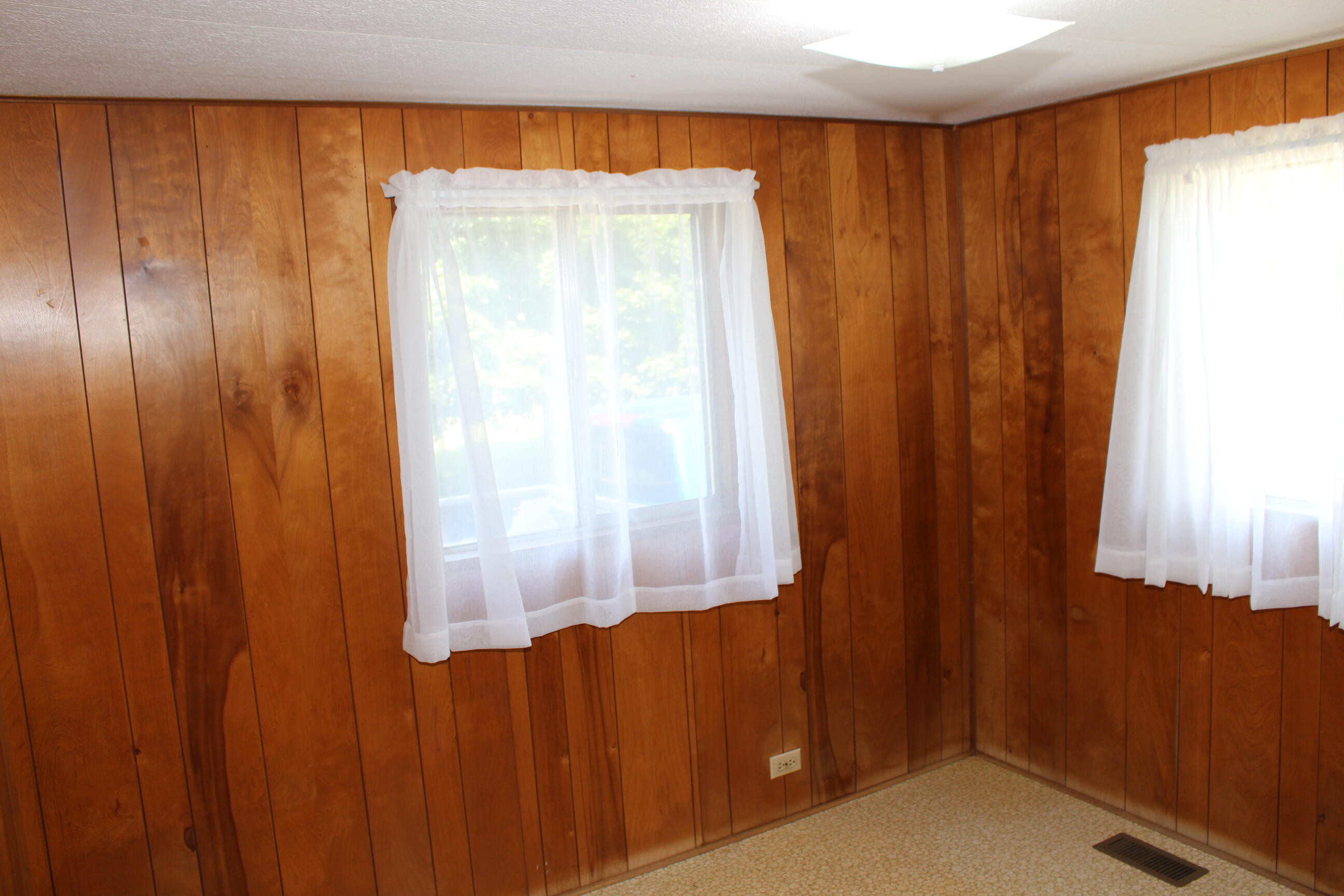 2786 Dinius Road Tecumseh, MI 49286 - Photo 38 of 49 IMG_0901