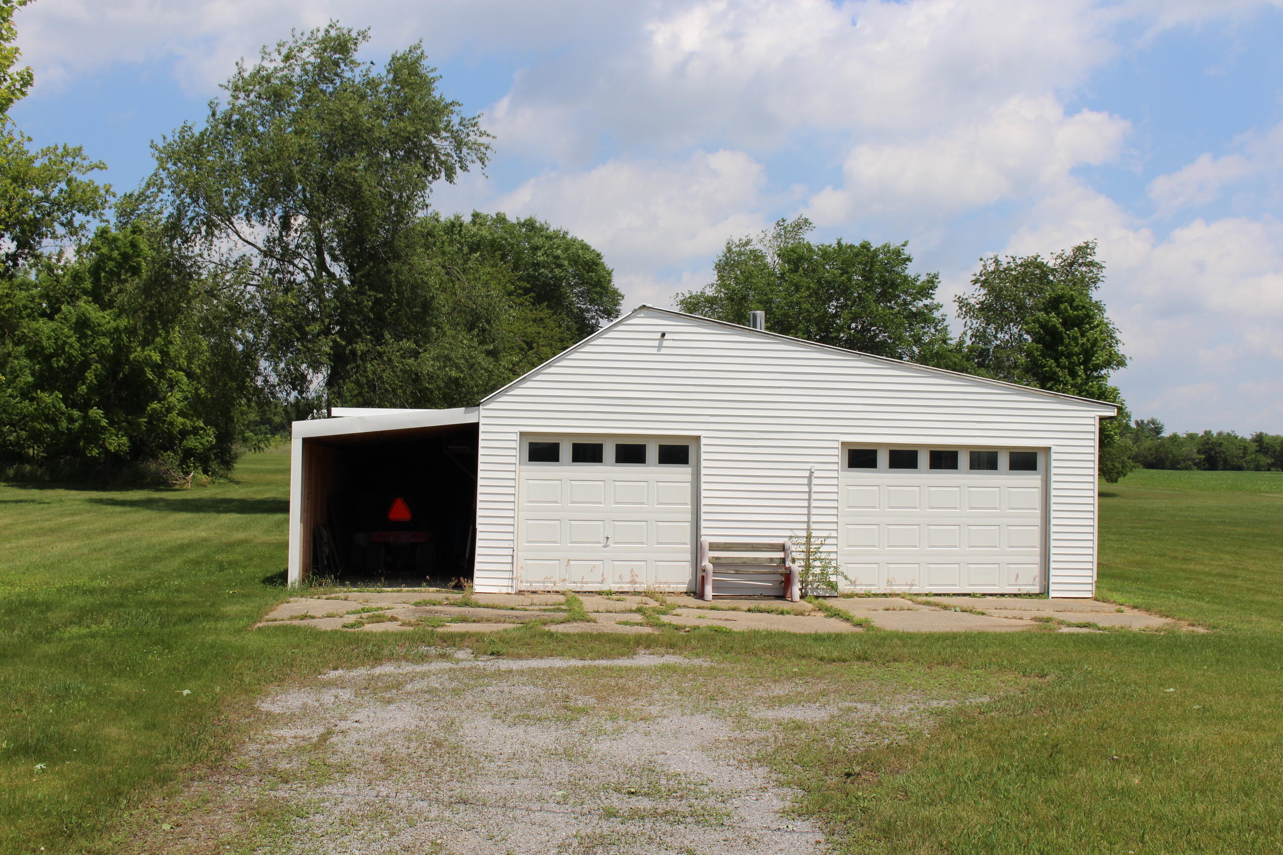 2786 Dinius Road Tecumseh, MI 49286 - Photo 6 of 49 IMG_0859