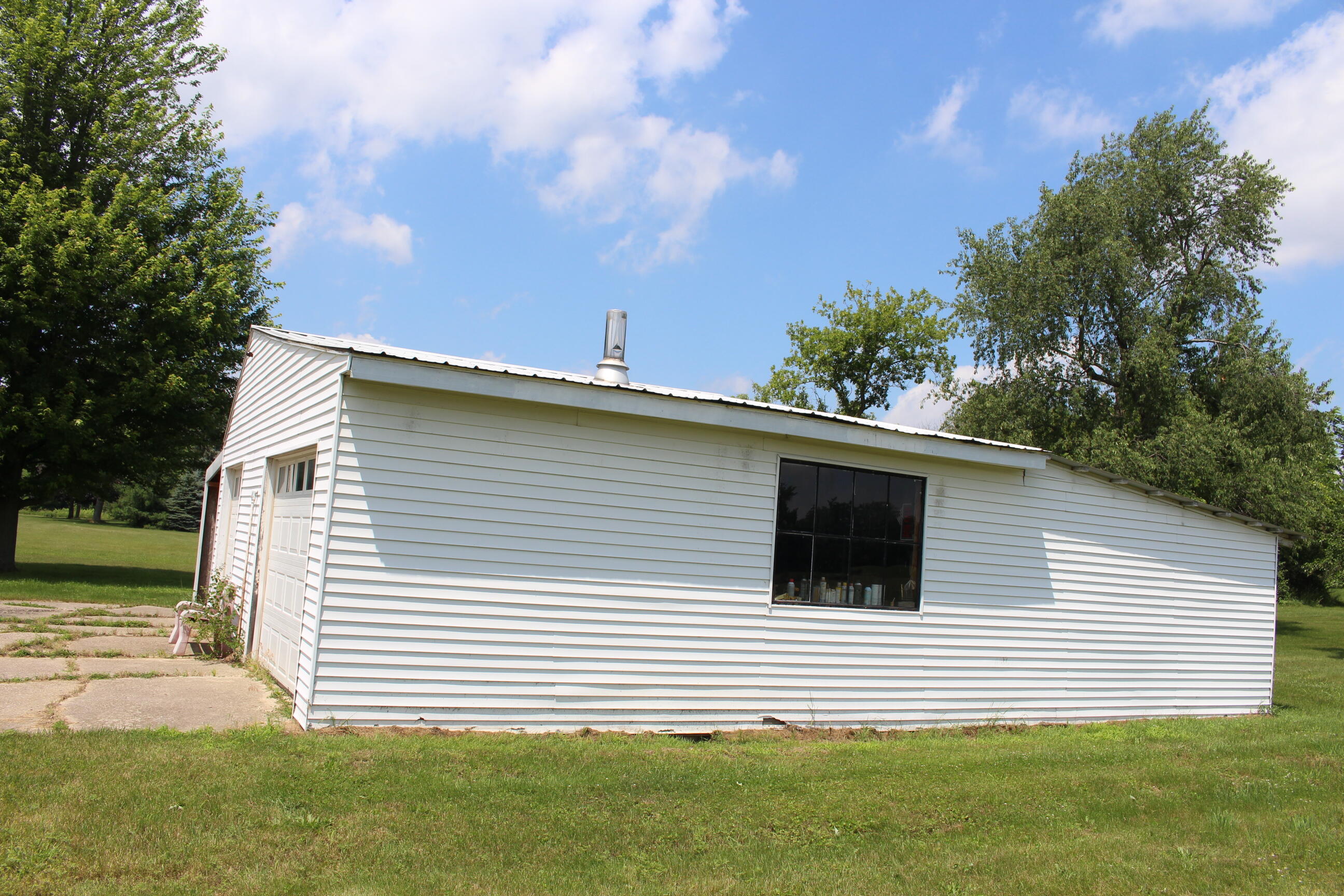 2786 Dinius Road Tecumseh, MI 49286 - Photo 8 of 49 IMG_0862