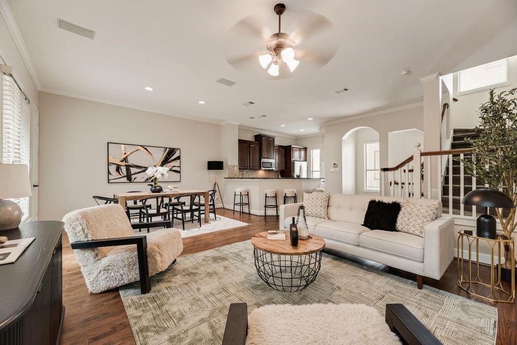 2403 Wild Cherry Way Dallas, TX 75206 - Photo 2 of 18