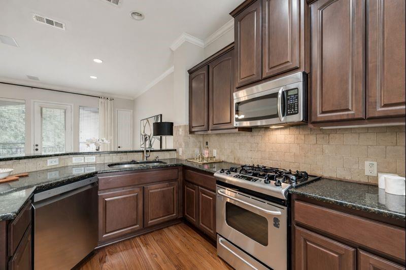 2403 Wild Cherry Way Dallas, TX 75206 - Photo 5 of 18