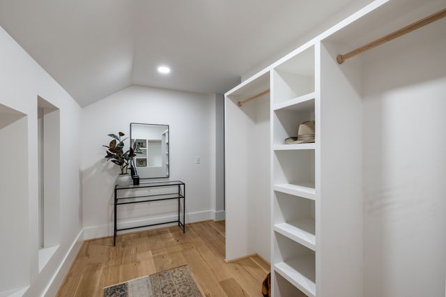 $2,450,000 | 3002 Overlook Drive, Nashville, TN 37212