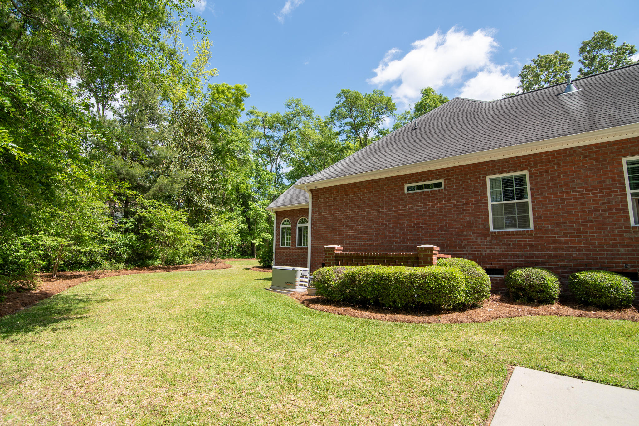 170 Scalybark Road Summerville, SC 29485 - Photo 12 of 68 170 Scalybark 9