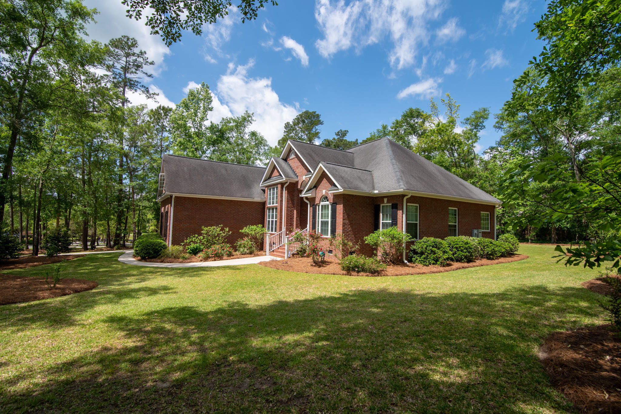 170 Scalybark Road Summerville, SC 29485 - Photo 15 of 68 170 Scalybark 12