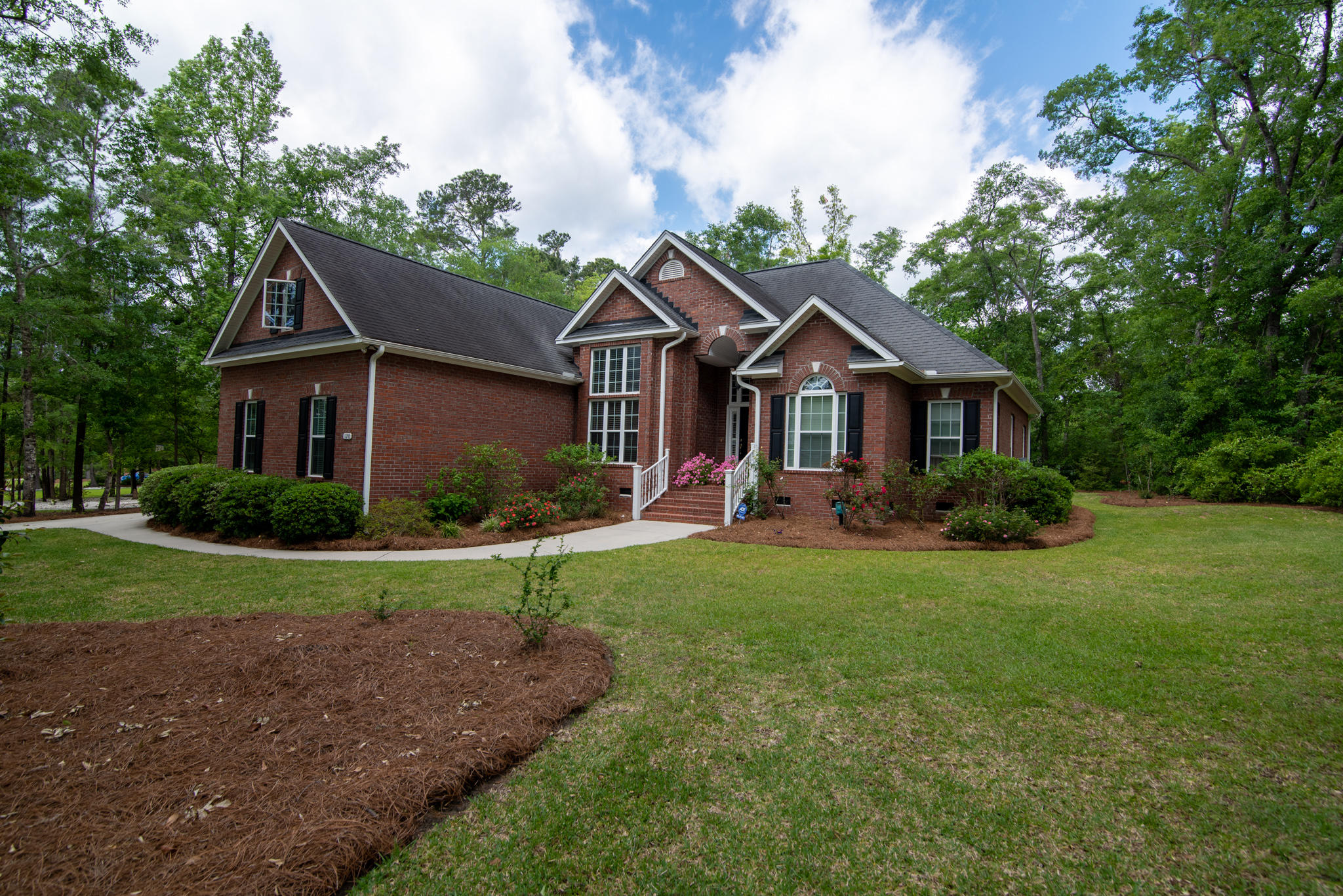 170 Scalybark Road Summerville, SC 29485 - Photo 3 of 68 170 Scalybark 1