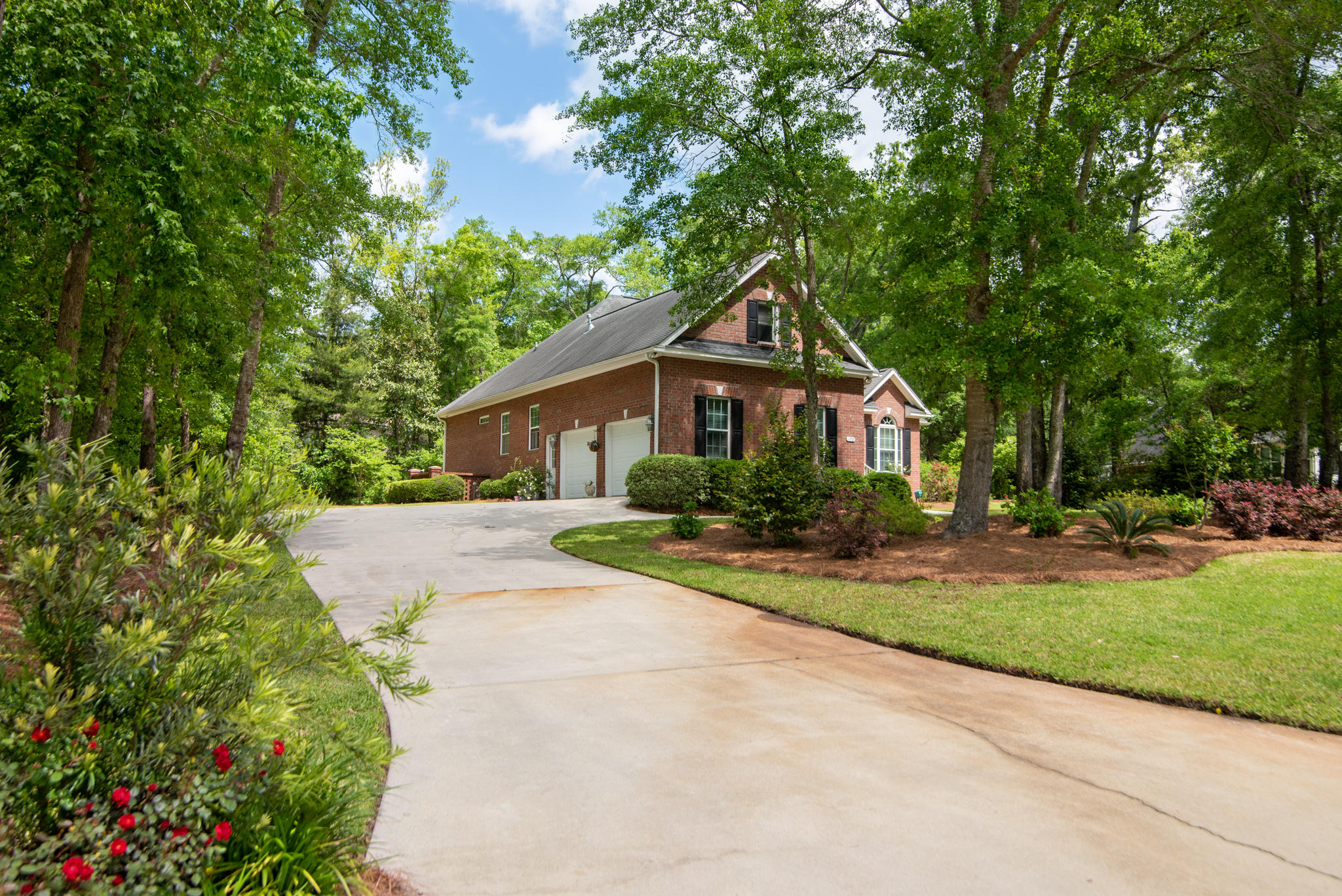 170 Scalybark Road Summerville, SC 29485 - Photo 9 of 68 170 Scalybark 6