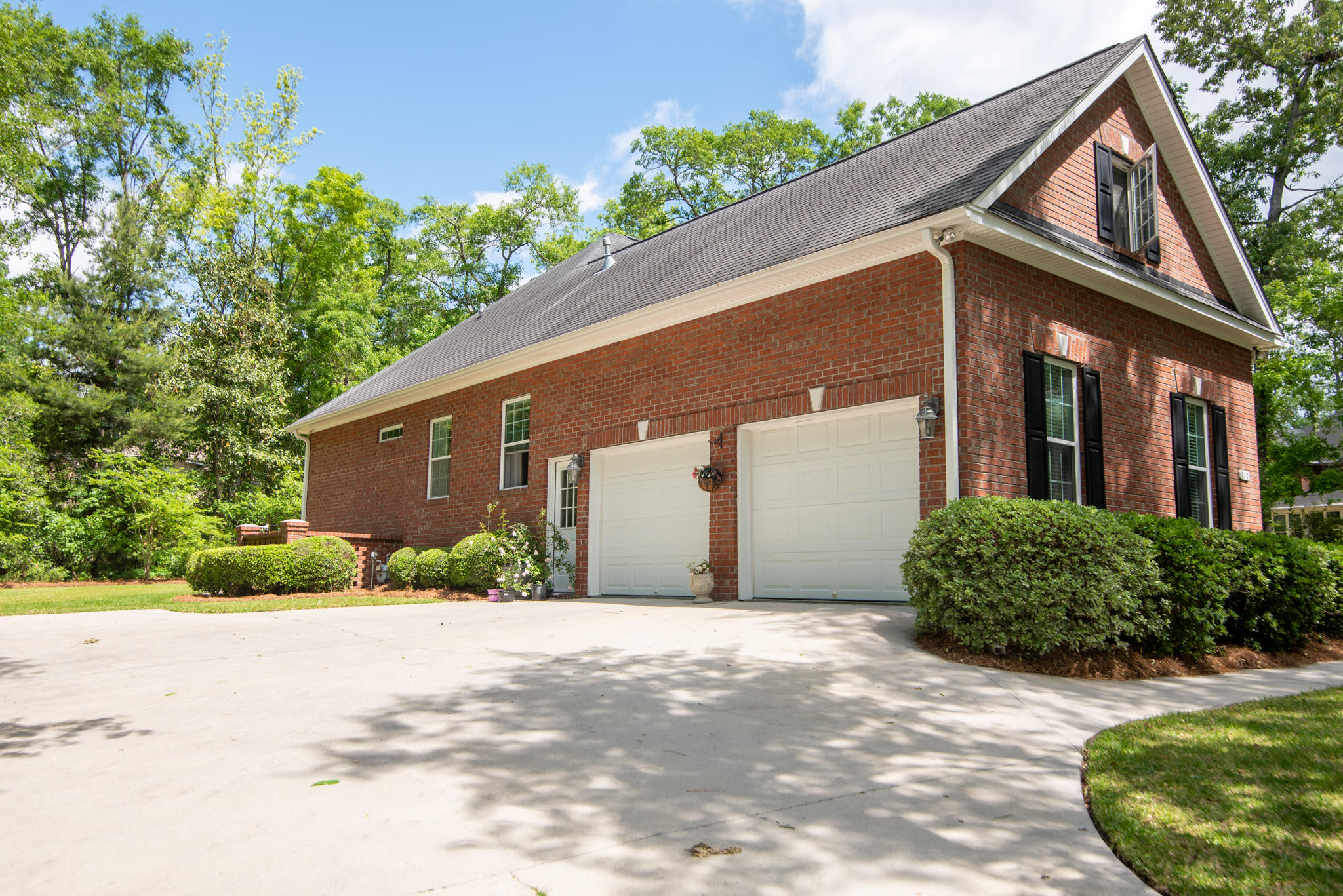 170 Scalybark Road Summerville, SC 29485 - Photo 10 of 68 170 Scalybark 7