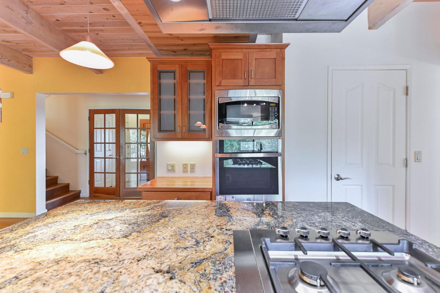 472 Redbud Court Murphys, CA 95247 - Photo 13 of 91