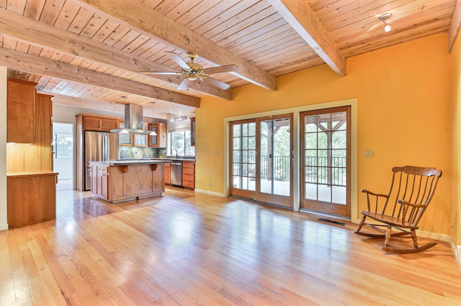 472 Redbud Court Murphys, CA 95247 - Photo 6 of 91