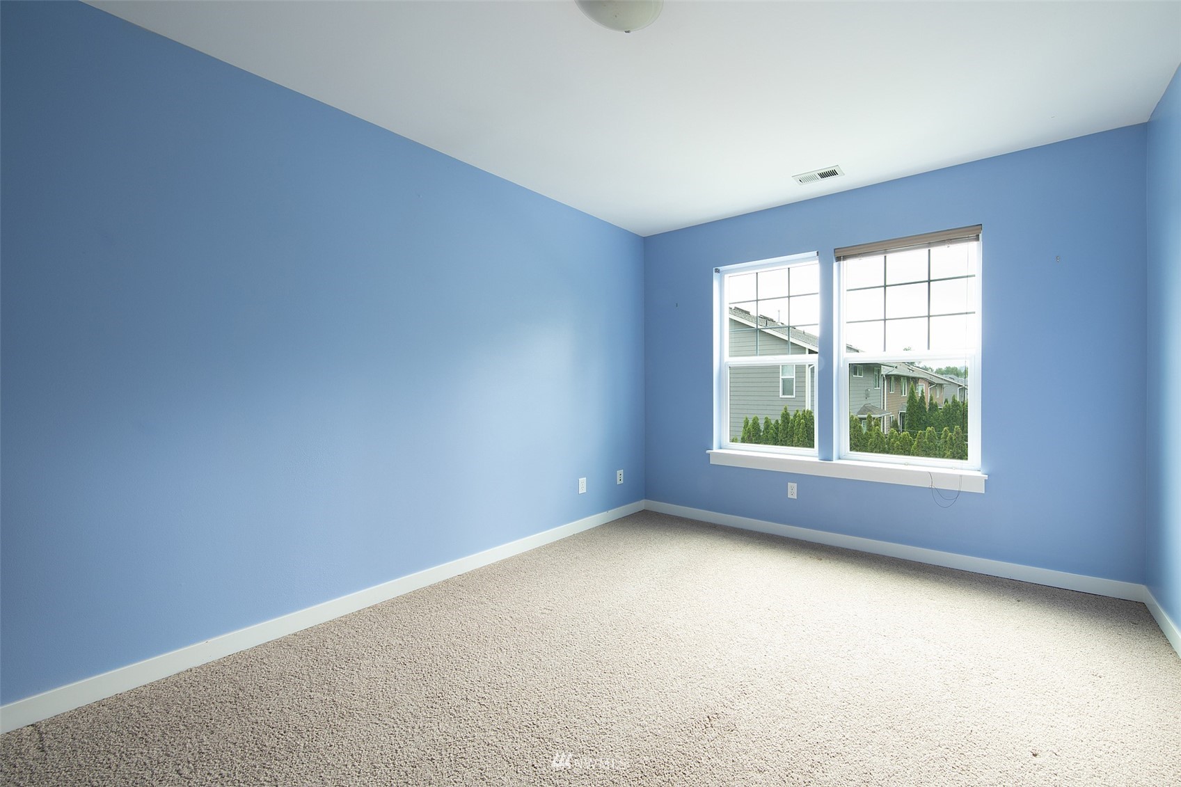 5271 Northeast 7th Place Renton, WA 98059 - Photo 29 of 38 Gallery Image 29