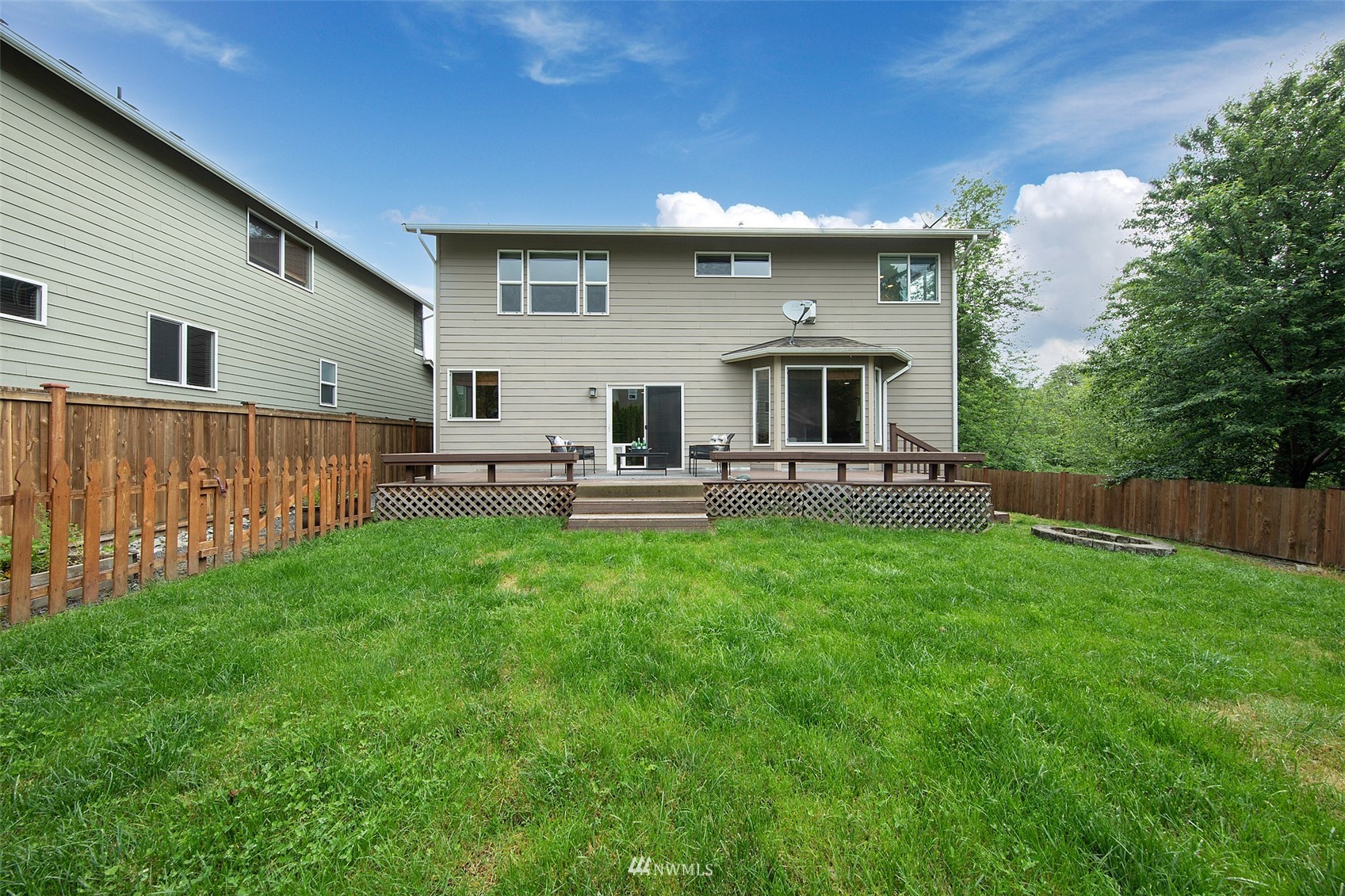 5271 Northeast 7th Place Renton, WA 98059 - Photo 32 of 38 Gallery Image 32