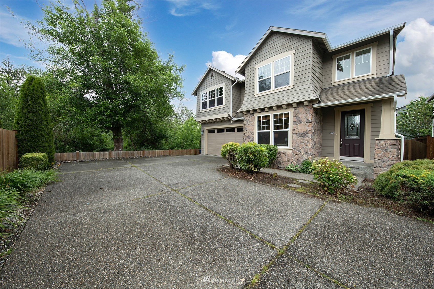 5271 Northeast 7th Place Renton, WA 98059 - Photo 36 of 38 Gallery Image 36