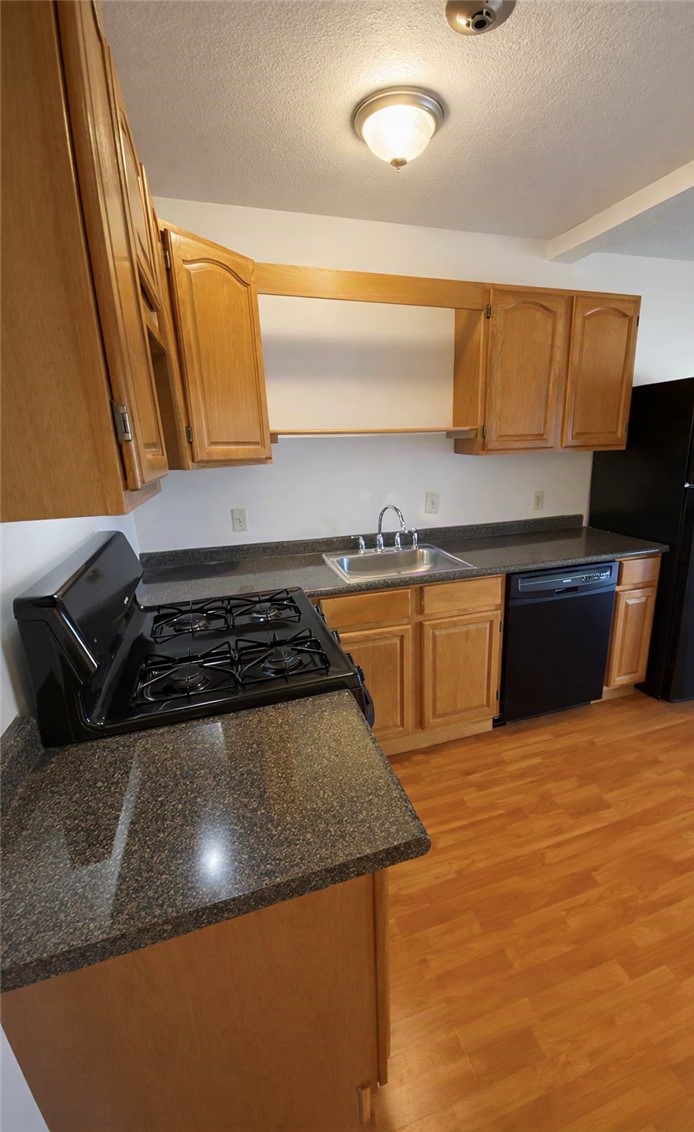 3940 Post Road Warwick, RI 02886 - Photo 6 of 12 Gallery Image 6
