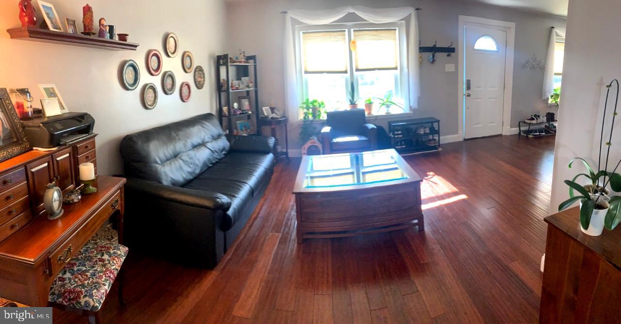 413 North Warminster Road Hatboro, PA 19040 - Photo 5 of 17 Gallery Image 5