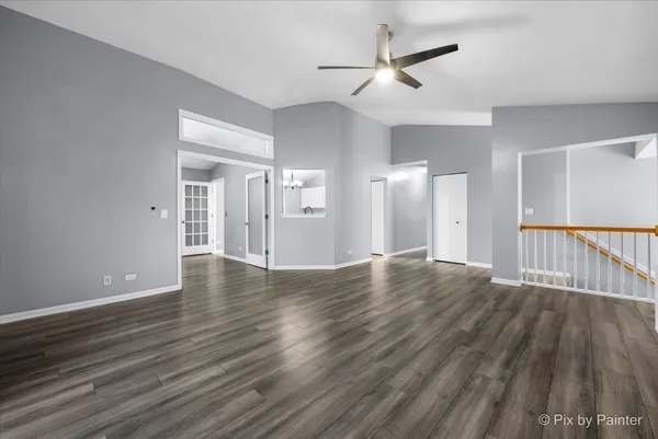 $2,700 | 3302 Bromley Lane, Aurora, IL 60502