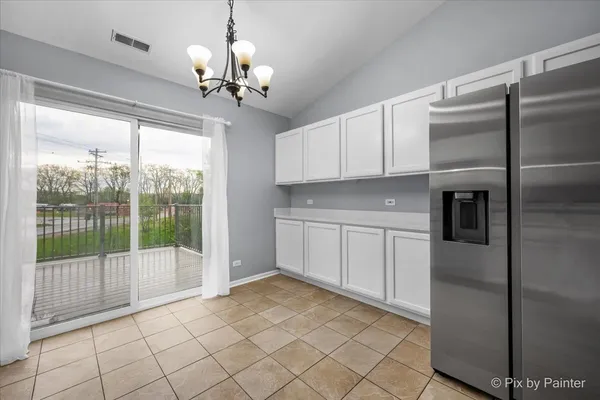 $2,700 | 3302 Bromley Lane, Aurora, IL 60502