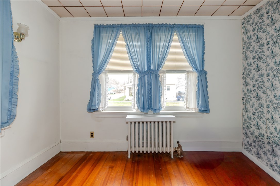 190 Wendell Road Warwick, RI 02888 - Photo 17 of 24 Bedroom 2