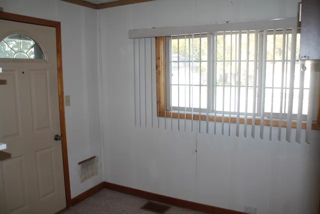 $224,900 | 2924 South Avenue, La Crosse, WI 54601