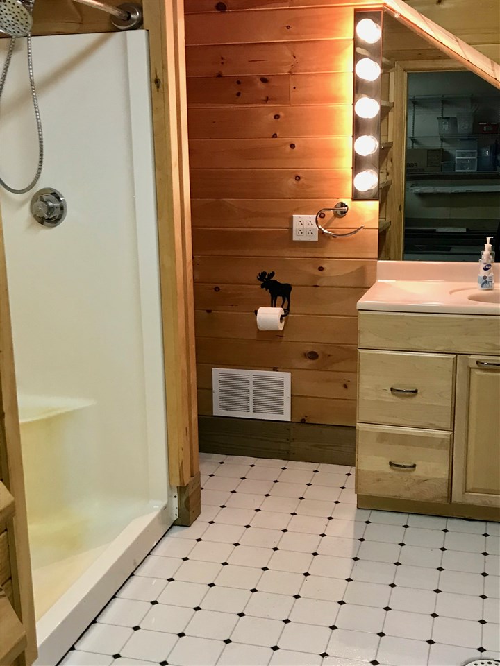 227 Spooner Road Pittsburg, NH 03592 - Photo 8 of 31