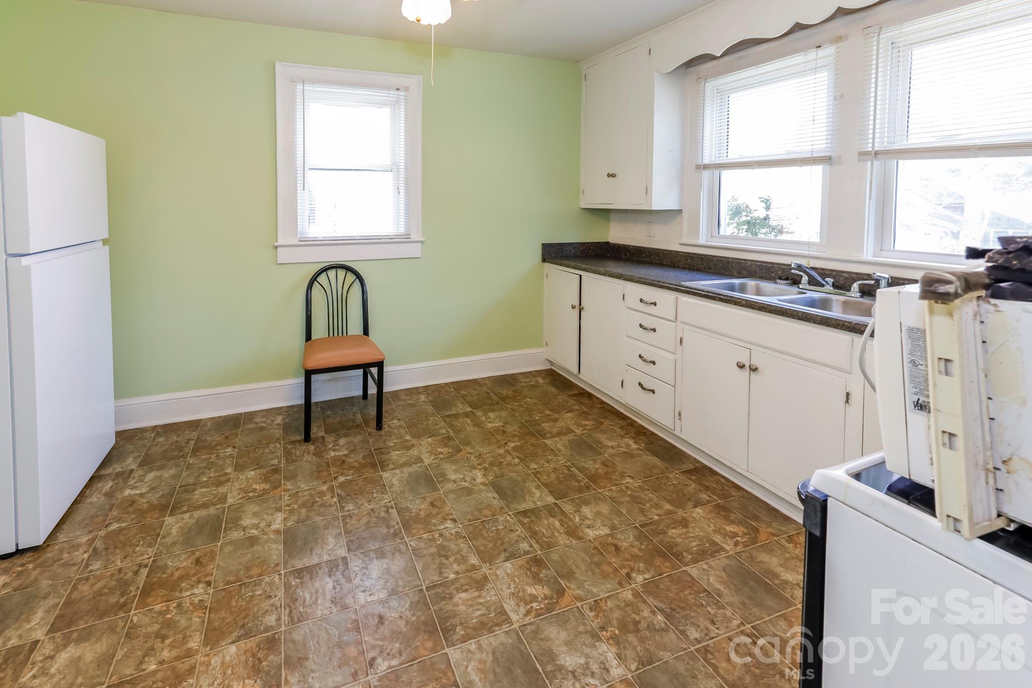 114 South Mitchell Avenue Rutherfordton, NC 28139 - Photo 25 of 29 a very nice looking room with a window