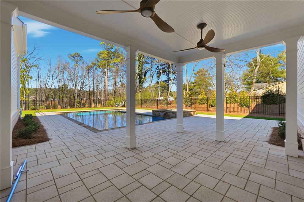 280 County Road Southwest Marietta, GA 30064 - Photo 37 of 40 a view of an entryway