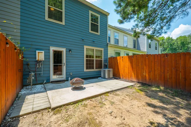 $375,000 | 854 Bibury Court, Charleston, SC 29414