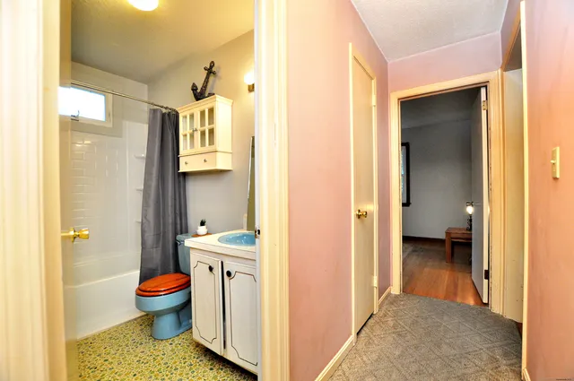 $375,000 | 10 Meadow Lane, Old Lyme, CT 06371