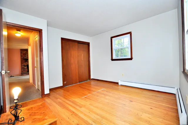 $375,000 | 10 Meadow Lane, Old Lyme, CT 06371