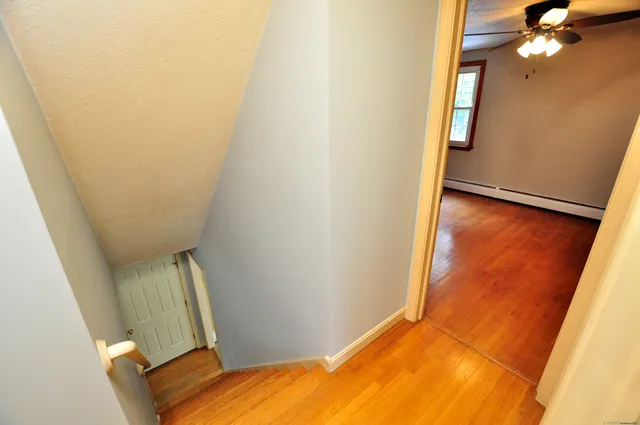 $375,000 | 10 Meadow Lane, Old Lyme, CT 06371