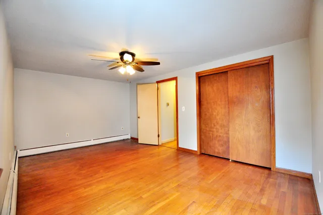 $375,000 | 10 Meadow Lane, Old Lyme, CT 06371