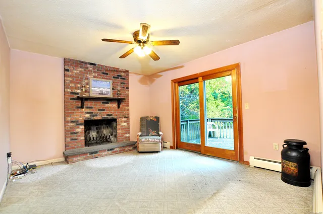 $375,000 | 10 Meadow Lane, Old Lyme, CT 06371