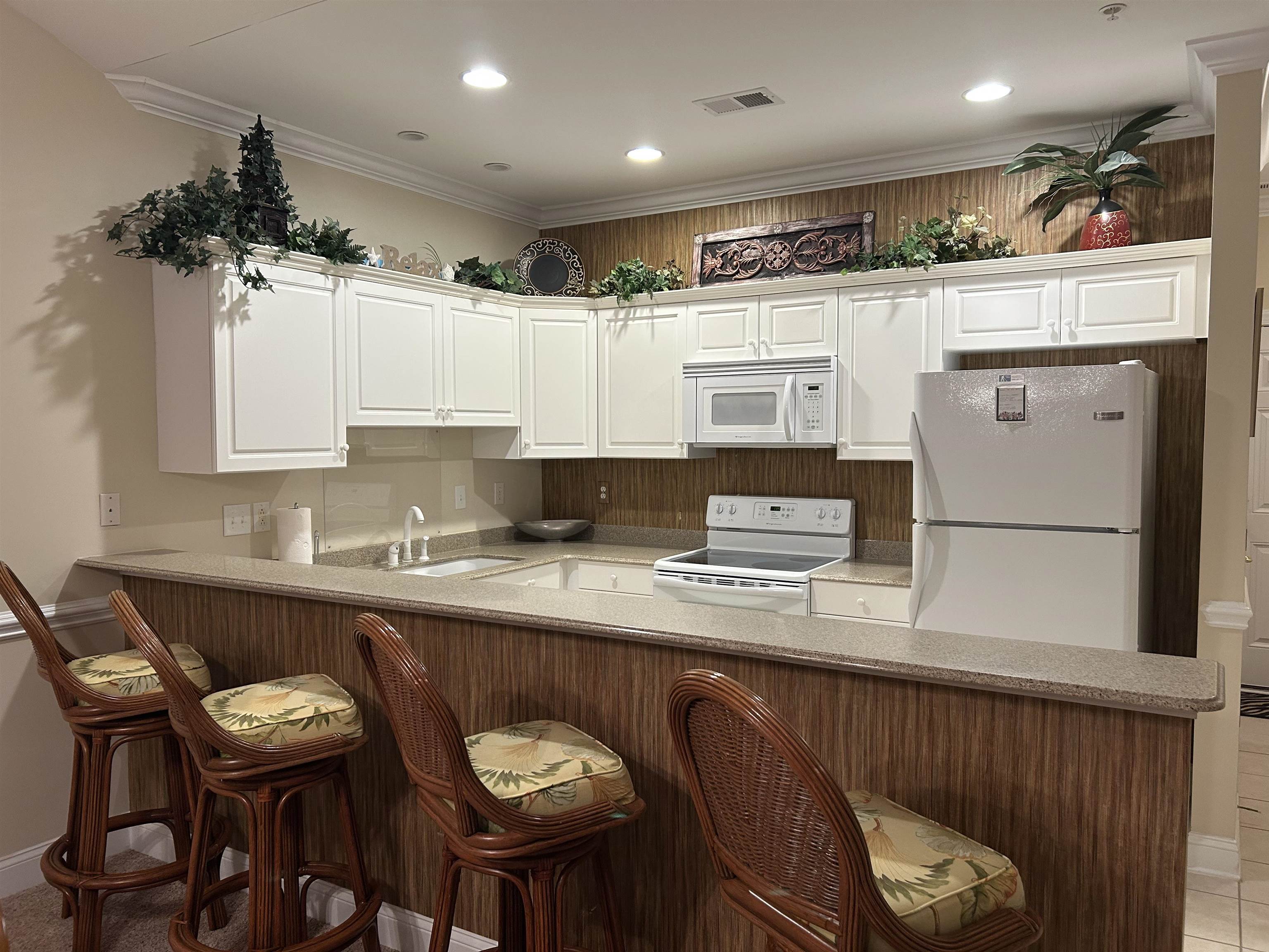 1008 Ray Costin Way, Unit 313 Murrells Inlet, SC 29576 - Photo 16 of 38