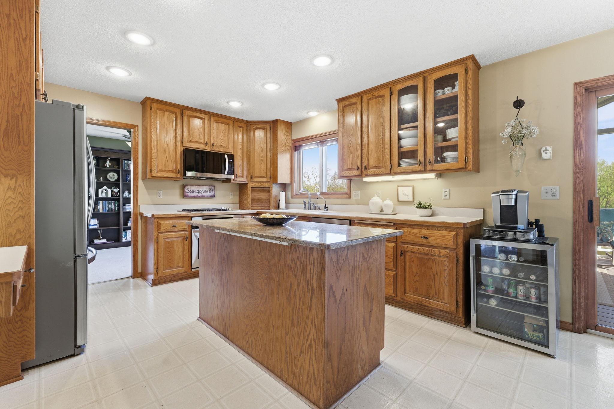 550 Jansen Avenue Southeast Buffalo, MN 55313 - Photo 6 of 42