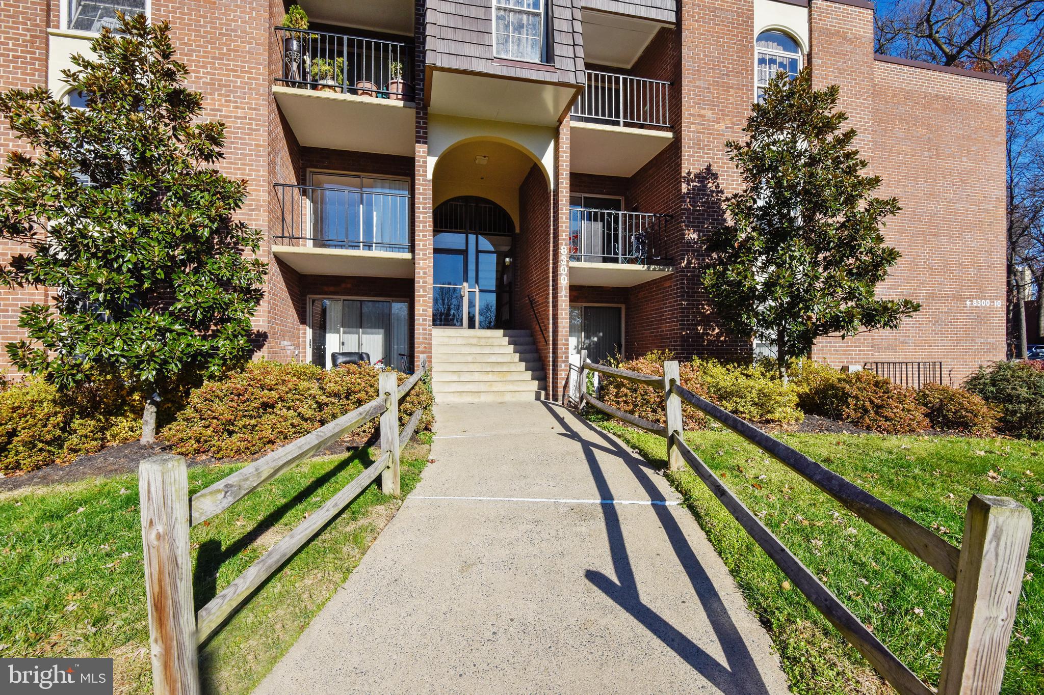 8300 Tobin Road, Unit 13 Annandale, VA 22003 - Photo 2 of 36 Exterior