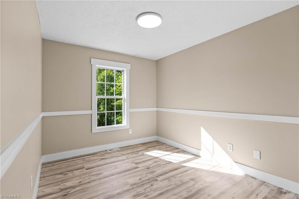113 Conifer Court King, NC 27021 - Photo 16 of 27